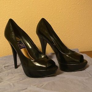 City Streets Shiny Black Platform Heels